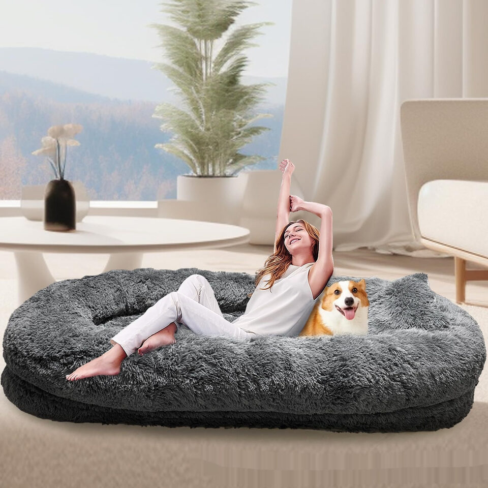Queen Bed Pet Plush Sofa For Owner