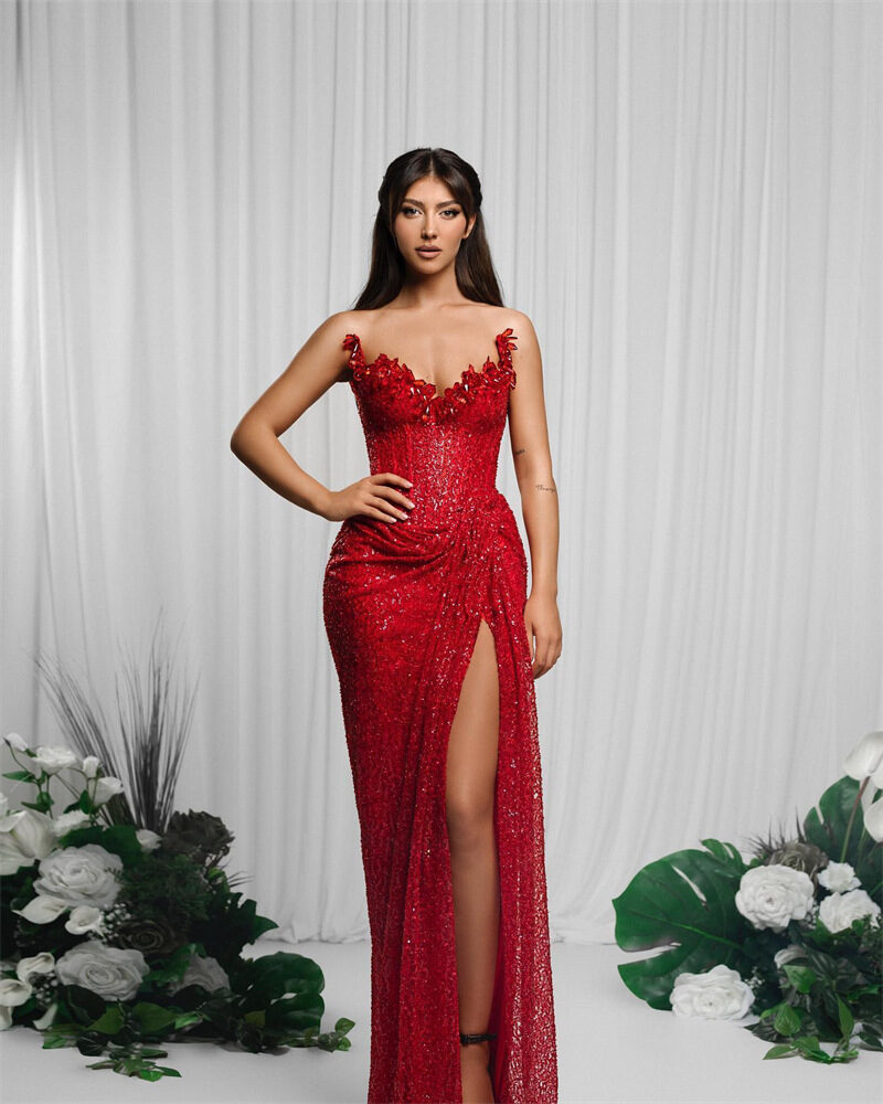 Drop-shaped Diamond Sexy Low-cut High Sitt Red Paillette