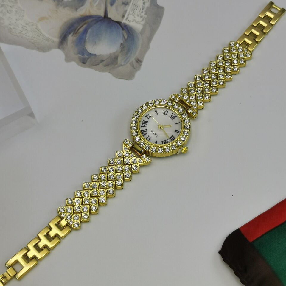 Fashion Business Versatile Diamond-studded Starry Sky Quartz Watch