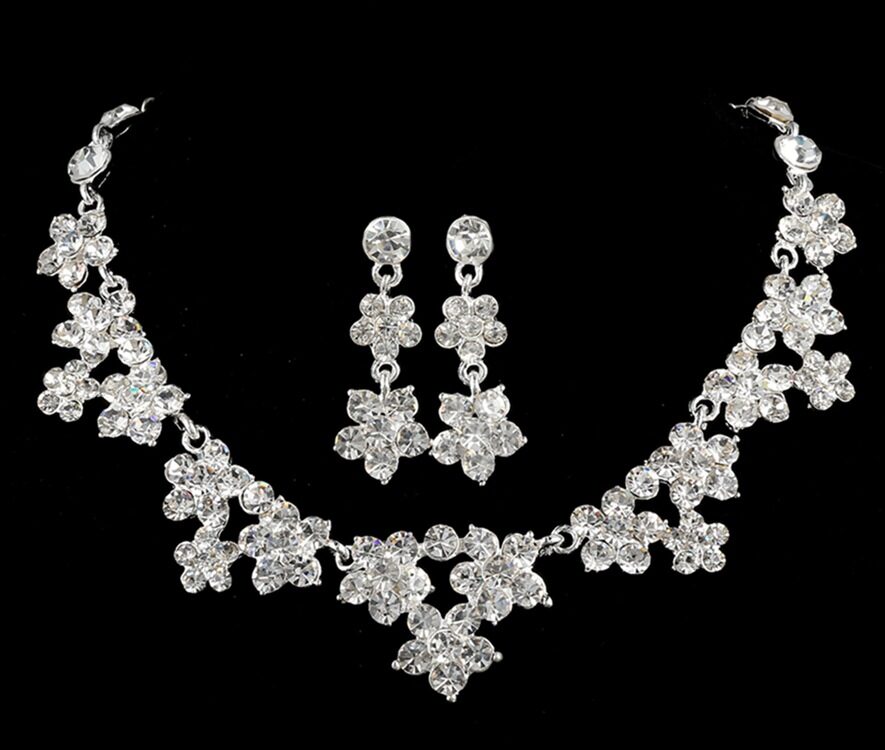 Direct supply of Korean crystal necklace