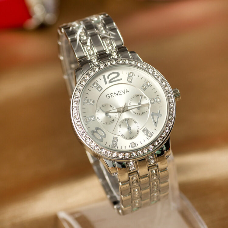 Geneva fashion alloy diamond watches one generation