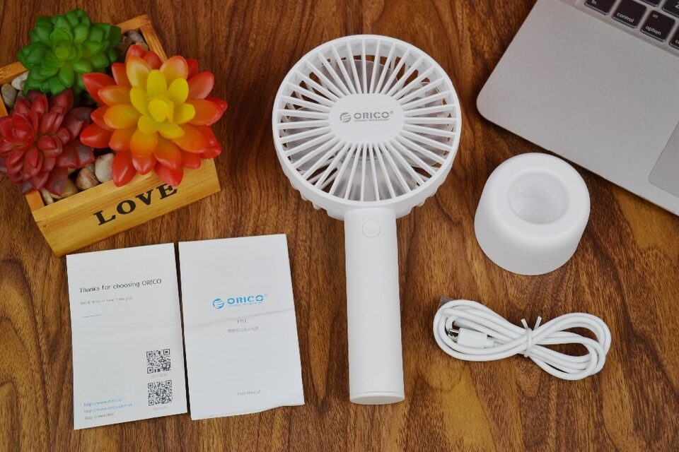 Handheld usb small fan rechargeable portable silent office