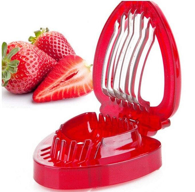 Red Strawberry Slicer Plastic Fruit Carving Tools Salad