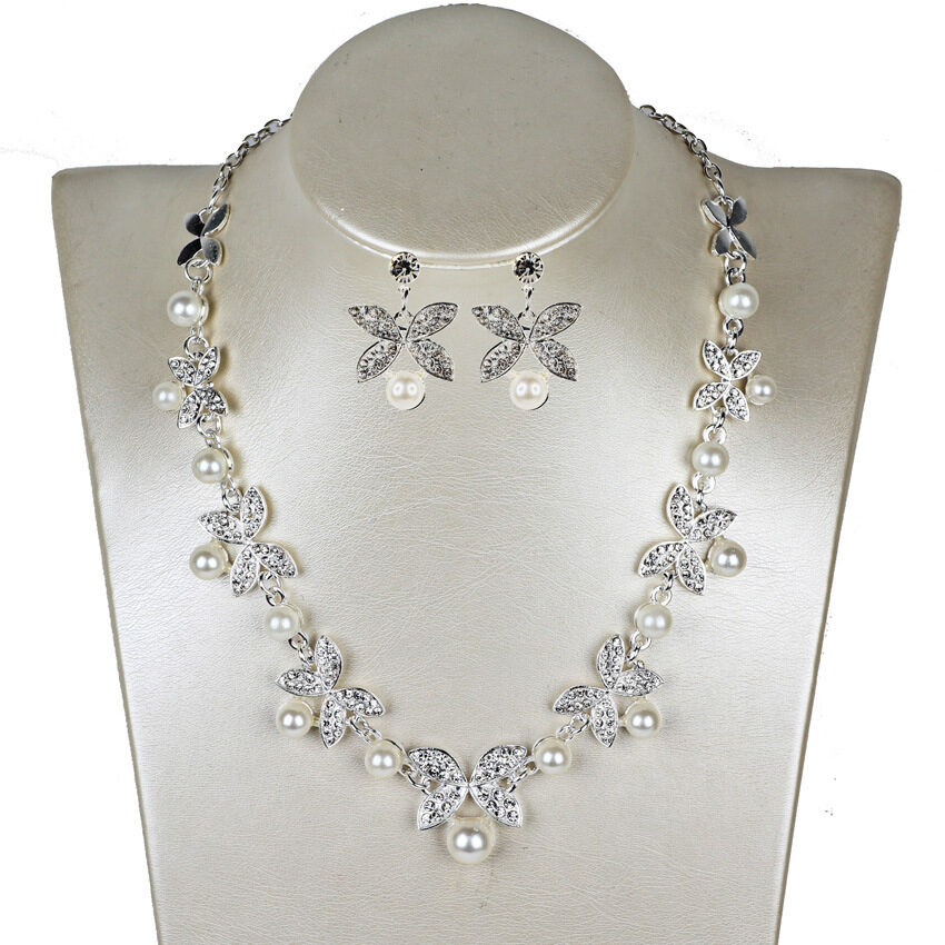 New Pearl butterfly necklace