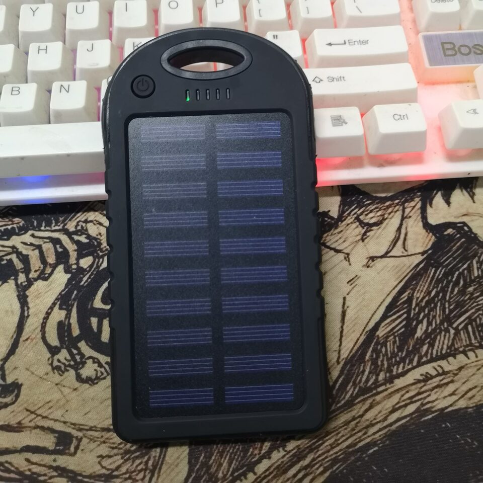 Portable power source solar charger