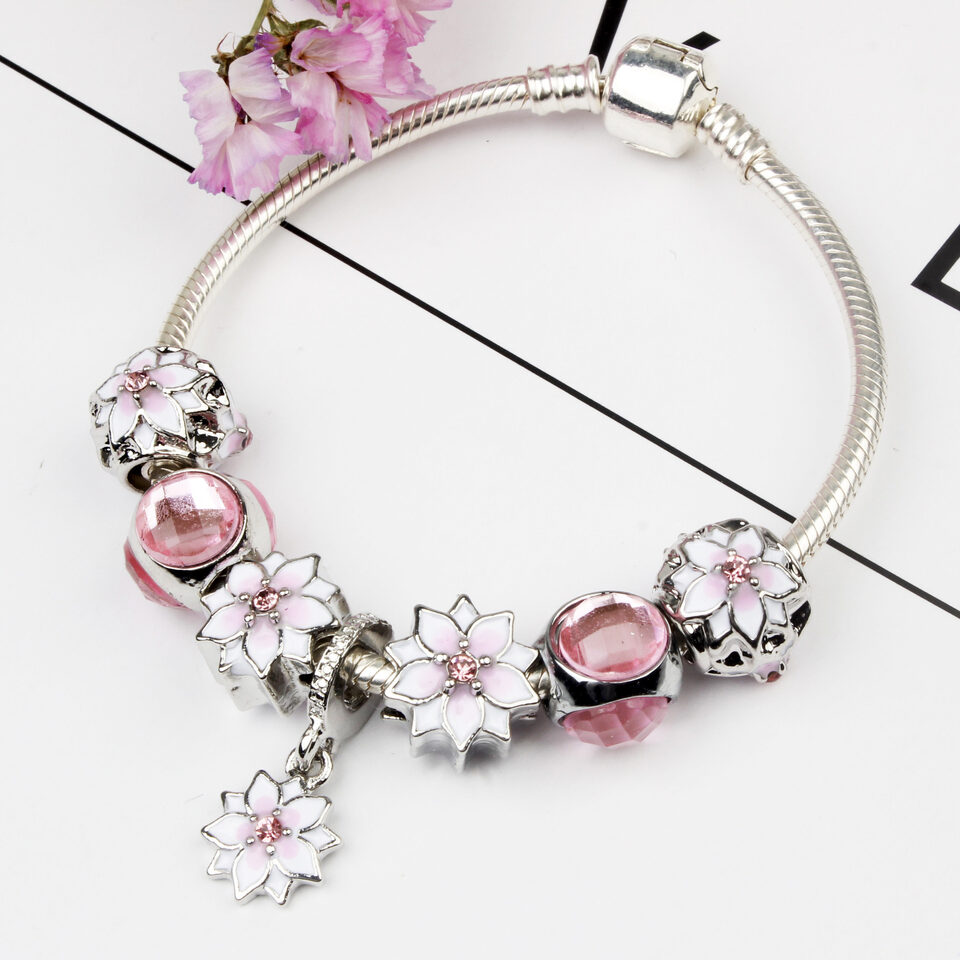 Magnolia bracelet alloy