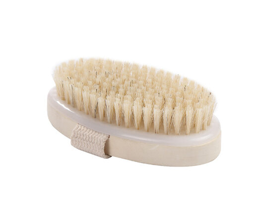 Bath brush cleaning