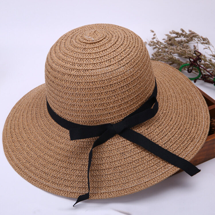 Folding beach holiday hat