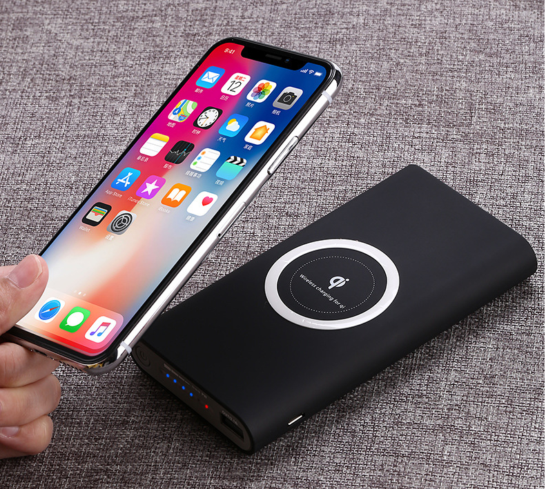 Three in one wireless charging treasure Universal mobile
