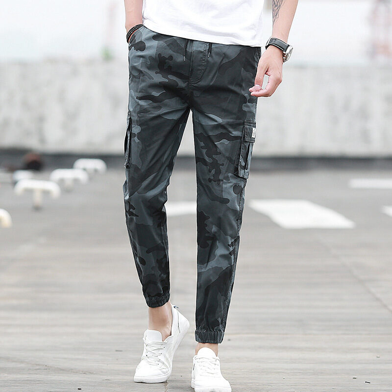 Camouflage tooling multi-pocket pants feet nine