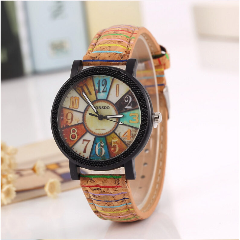 Casual Vintage Leather Women Quartz Wrist Watch Gift