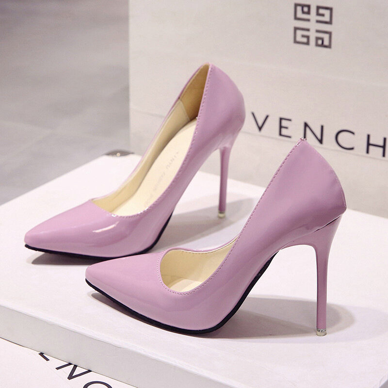 Pointed-Toe Patent Stiletto Pumps