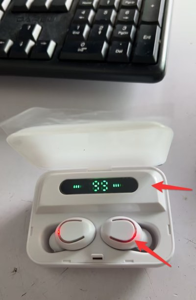 Multifunction Bluetooth Headset Binaural Movement Power Bank Phone